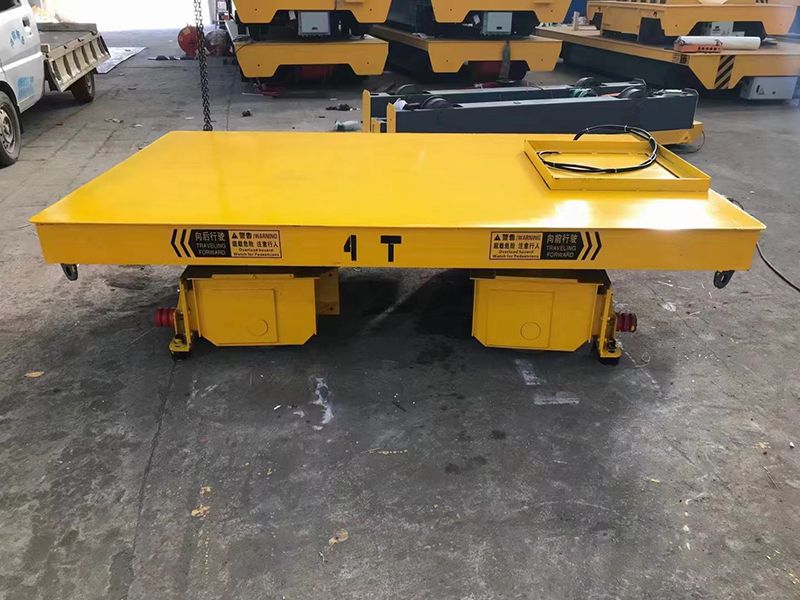 自行走搬運(yùn)車(chē)